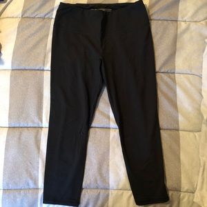 Victoria’s Secret VSX Capri Knockout Workout Pants